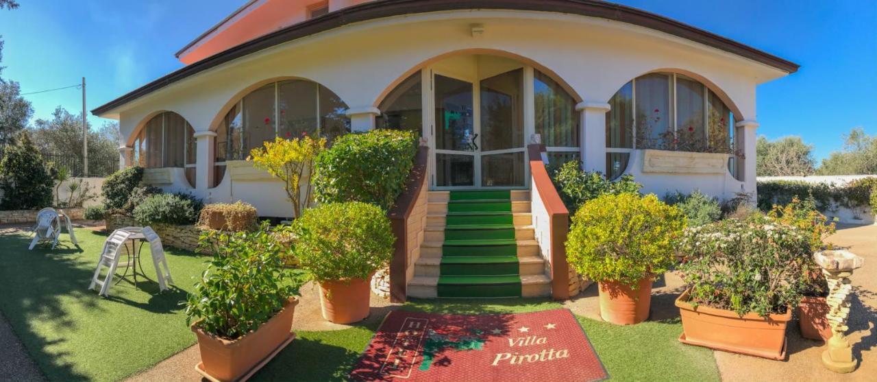 Hotel Villa Pirotta サンニカンドロ・ディ・バーリ エクステリア 写真